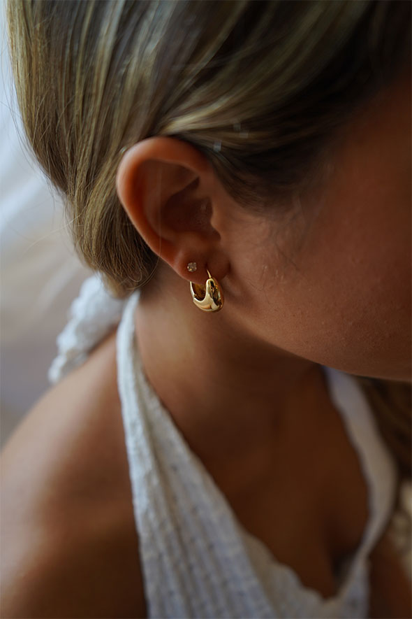 Monaco Smooth Chunky Teardrop Gold Hoop Earrings